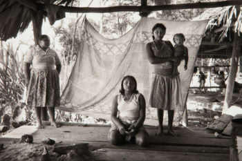 Andrea-Santolaya-Série-22Waniku22-...-Delta-Amacuro-Venezuela-2013-350x233 MERIGNAC PHOTOGRAPHIC FESTIVAL ART 