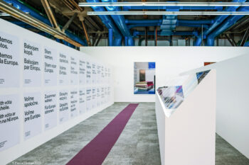 Wolfgang-Tillmans-Beaubourg-68-1-350x233 reportage photo 