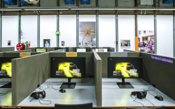 Wolfgang-Tillmans-Beaubourg-91-1-350x217 reportage photo 