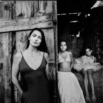 LesTroisSoeurs2018-350x350 HERVÉ BAUDAT, ANGÉLIQUE BOISSIÈRE, CHEZ TAYLOR ART PHOTOGRAPHIE