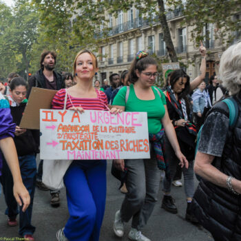 Manif-2_Octobre25-40-350x350 OCTOBRE ROUGE PHOTOGRAPHIE 