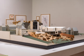 HANS-HOLLEIM-BEAUBOURG-AVRIL2025-31-1-350x234 HANS HOLLEIM BEAUBOURG AVRIL2025-31 